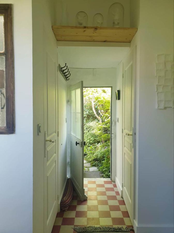 La Petite Maison Du Jardin D'Apollon Dourdan Exterior photo